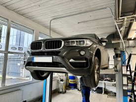 BMW X6 3.0, 190kw, 2016 - výměna oleje v automatické převodovce 8HP70, diferenciálech a rozvodovce X